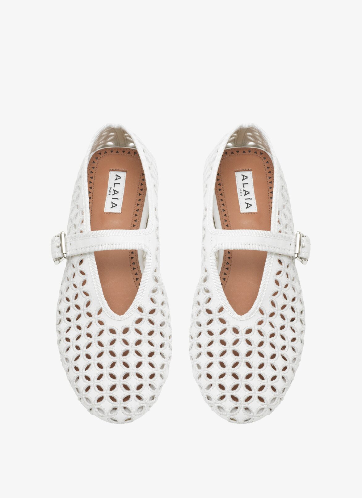 Ballerinas in openwork lambskin ALAÏA OFF-WHITE BALLERINAS IN OPENWORK LAMBSKIN